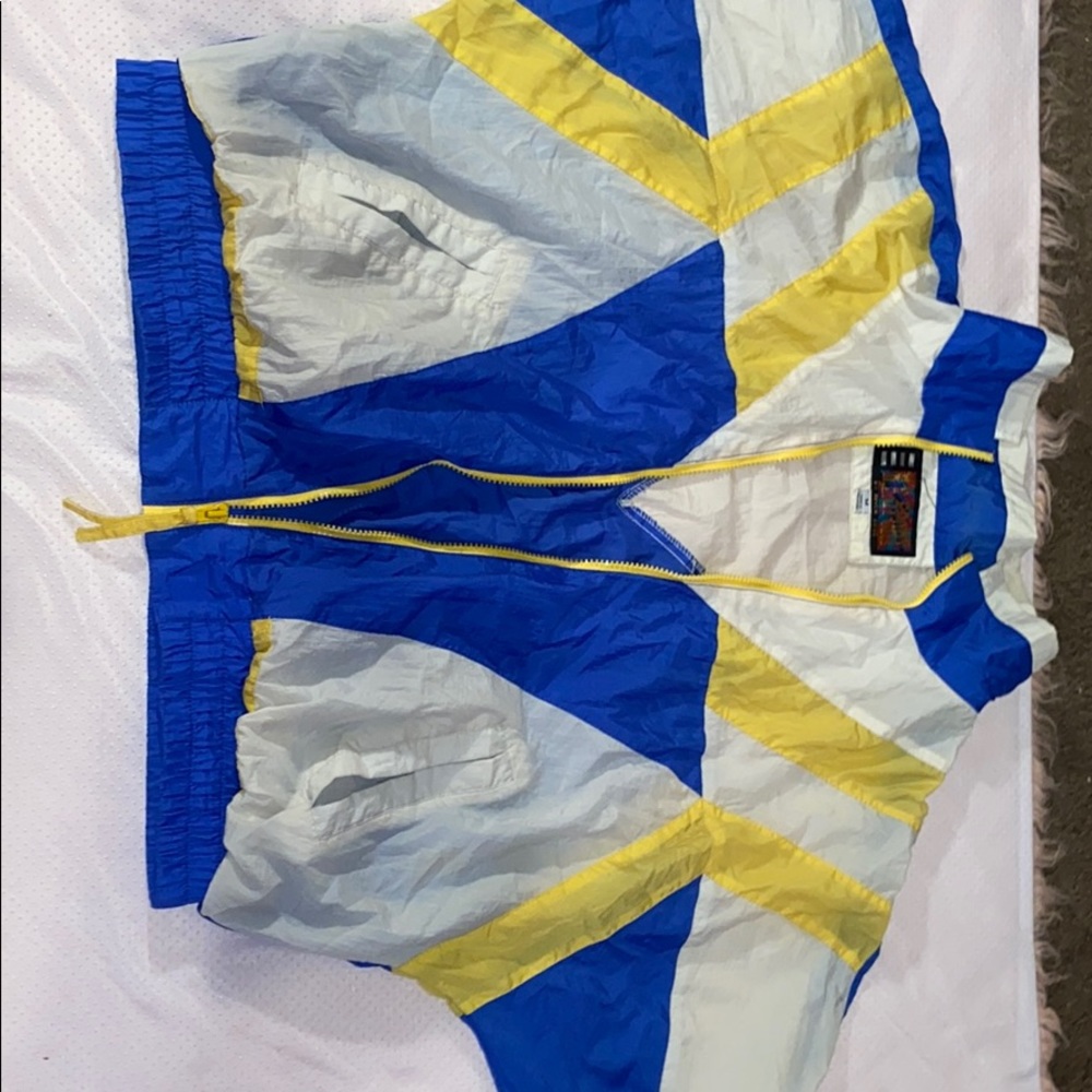 Large fitting vintage jacket.